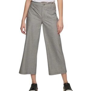 Karl Lagerfeld Women’s Gray and White Striped Cropped Wide Leg Pants